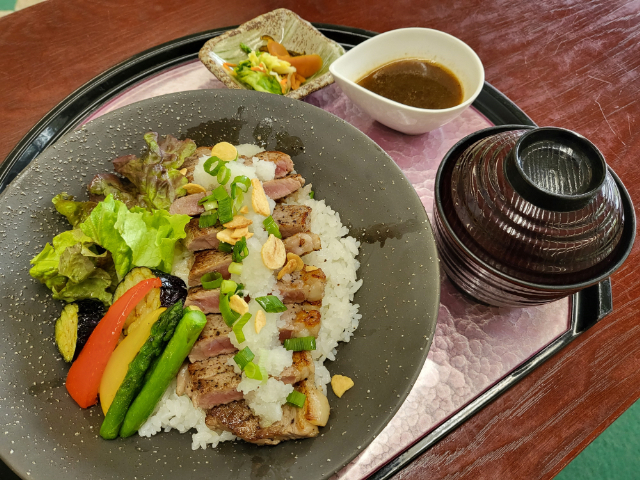 ステーキ丼