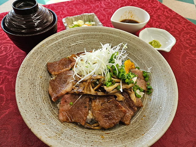 和牛丼